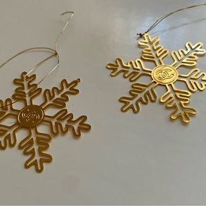 Auth Chanel Dept Store Display Snowflakes